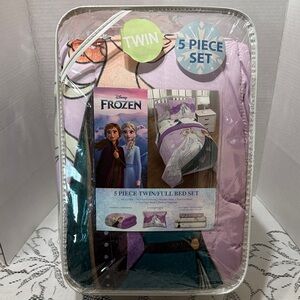 Disney Frozen 2 Twin Size 5 Piece Comforter & Sheets Bed Set Elsa Anna Olaf